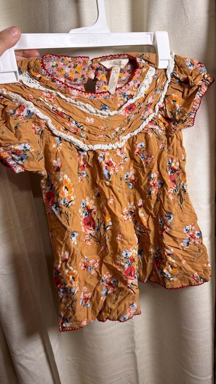 Matilda Jane Discovery Gardens Floral Crochet Trim Top Size 6